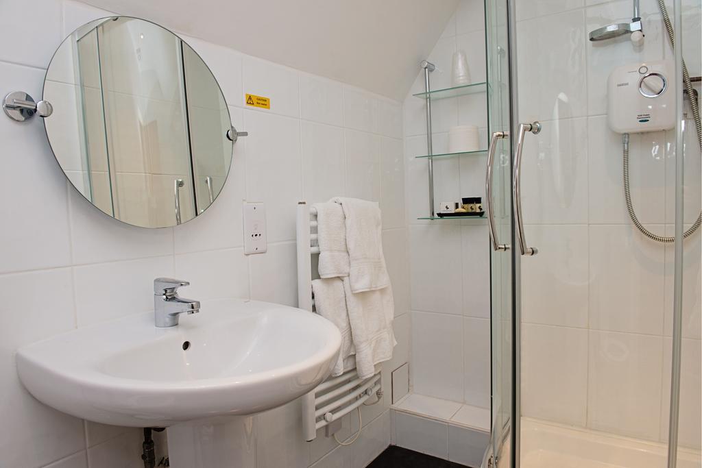 The Winter Dene Hotel Bournemouth Room photo